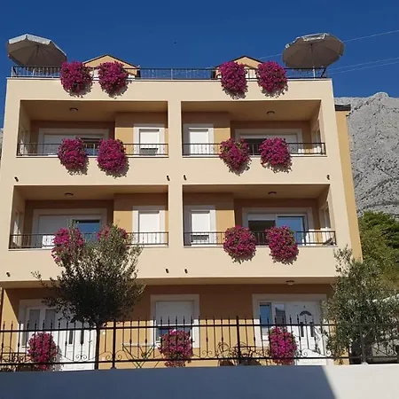 Ferdo 1 Affittacamere Makarska