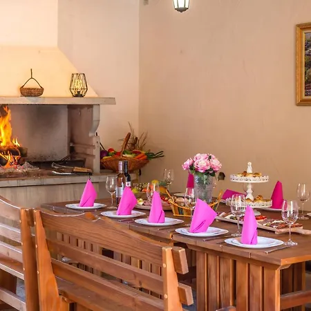 Ferdo 1 3* 마카르스카