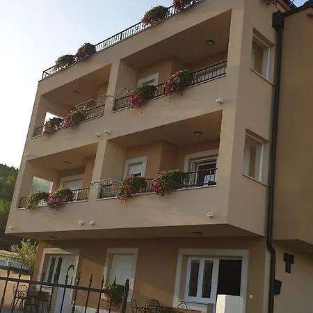 Gasthof Ferdo 1 Makarska