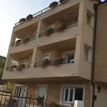 Gasthof Ferdo 1 Makarska